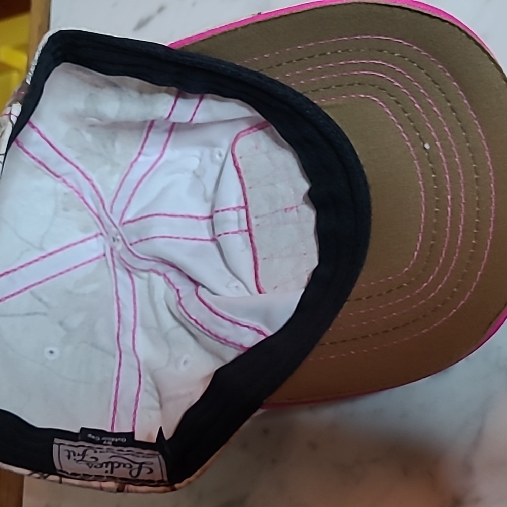 Realtree Camouflage Hat with Pink Accents (111) - Picture 3 of 5